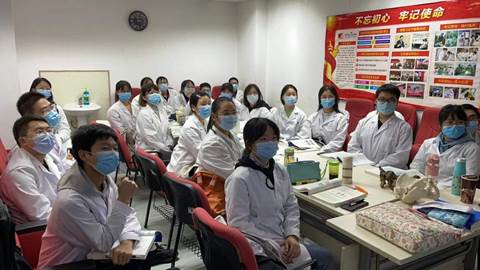 http://news.xjtu.edu.cn/__local/2/11/26/02F6AA8BBD55C92B6C97C1E82B5_317537A4_1A648.jpg?e=.jpg